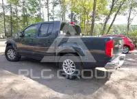 2015 Nissan FRONTIER фото