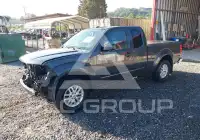2015 Nissan FRONTIER фото
