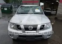 2015 Nissan FRONTIER фото