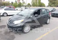 2015 Nissan VERSA фото