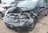 2015 Nissan VERSA photo