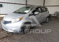 2015 Nissan VERSA фото