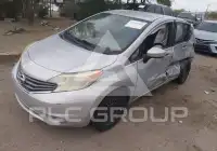 2015 Nissan VERSA фото