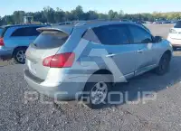 2015 Nissan ROGUE photo