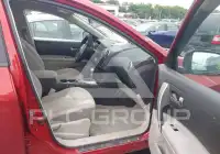 2015 Nissan ROGUE photo