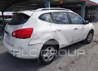 2015 Nissan ROGUE photo