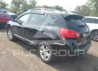 2015 Nissan ROGUE photo