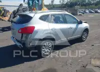 2015 Nissan ROGUE photo