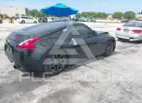 2015 Nissan 370Z фото