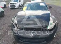2015 Nissan 370Z фото