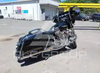 2015 Harley-Davidson FLHX фото