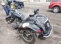 2015 Harley-Davidson FLRT фото