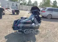 2015 Harley-Davidson FLHX фото