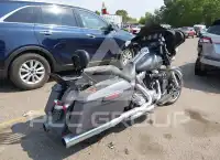 2015 Harley-Davidson FLHX фото