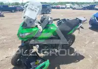 2015 Kawasaki KLE650 фото