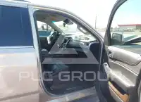 2015 Chevrolet Suburan фото