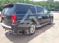 2015 Chevrolet Suburan photo