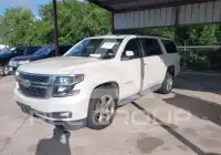 2015 Chevrolet Suburan photo