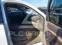 2015 Chevrolet Suburan фото