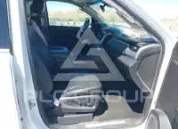 2015 Chevrolet Suburan фото