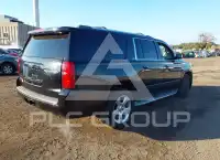 2015 Chevrolet Suburan photo