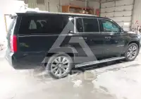 2015 Chevrolet Suburan фото