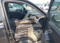 2015 Chevrolet Suburan фото