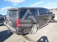 2015 Chevrolet Suburan фото