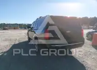 2015 Chevrolet Suburan photo
