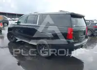 2015 Chevrolet Suburan photo