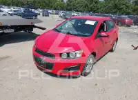 2015 Chevrolet Sonic фото
