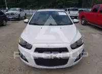 2015 Chevrolet Sonic photo