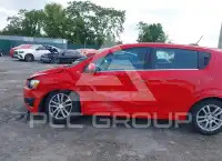 2015 Chevrolet Sonic photo