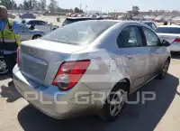 2015 Chevrolet Sonic фото