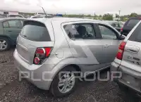 2015 Chevrolet Sonic фото