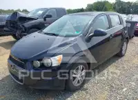 2015 Chevrolet Sonic фото
