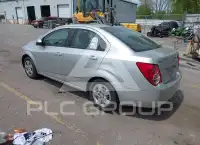 2015 Chevrolet Sonic фото