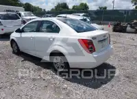 2015 Chevrolet Sonic photo