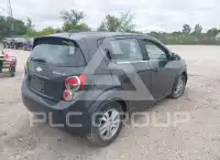2015 Chevrolet Sonic фото