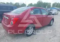 2015 Chevrolet Sonic фото