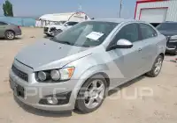 2015 Chevrolet Sonic фото