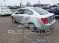 2015 Chevrolet Sonic фото