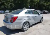 2015 Chevrolet Sonic фото