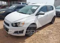 2015 Chevrolet Sonic фото
