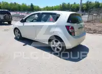 2015 Chevrolet Sonic фото