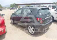 2015 Chevrolet Sonic фото