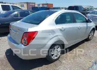 2015 Chevrolet Sonic photo