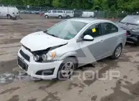2015 Chevrolet Sonic photo