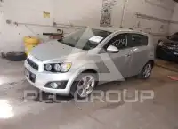 2015 Chevrolet Sonic фото