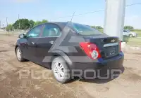 2015 Chevrolet Sonic фото